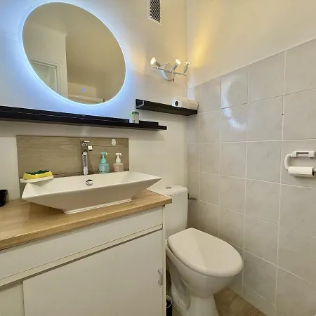 Moderne Avec Loggia, Vue Degagee Fréjus